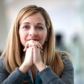 Estudante universitário feminino